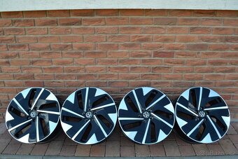 5×112 R19 Originální hliníkové disky Volkswagen Passat B8 - 2