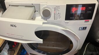 Sušička prádla AEG AbsoluteCare® 8000 TR818A2C bílá - 2