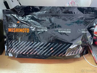 BMW N52, N53 silikonová hadice sání Mishimoto - 2