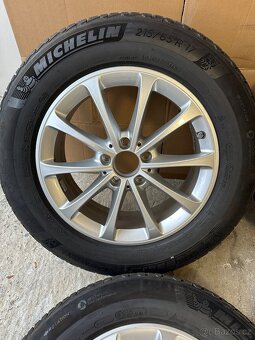 Prodám použitou zimní sadu Mercedes 5x112 215/65/17 - 2