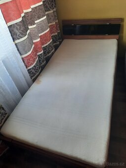 🛏️ Postel s matrací a úložným prostorem – 500 Kč  Praha - 2