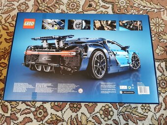 LEGO Technic 42083 Bugatti Chiron. - 2