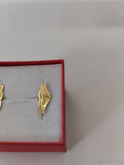 Zlaté náušnice s rytím - 2