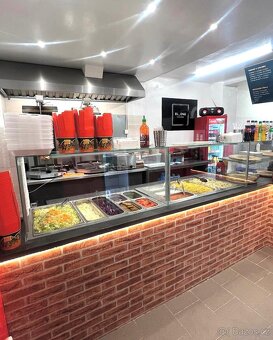 Pronajem restaurace Pizza & Kebab. - 2