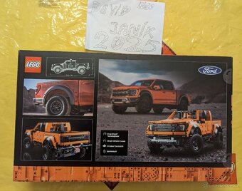 LEGO Technic 42126 Ford F-150 Raptor - 2