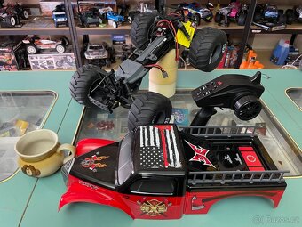 RC 1:10 AXE MONSTER TRUCK - 2