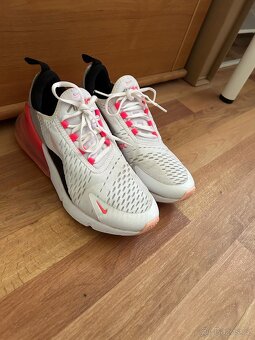 Boty Nike Air 270 - 2