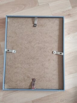 Stříbrný plastový rámeček - 2