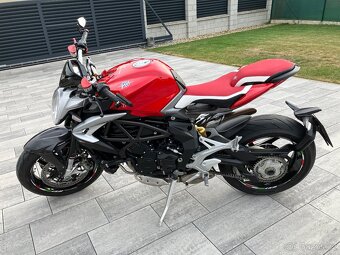 MV Agusta Brutale 800 - 2