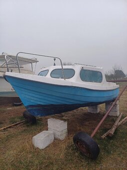 Prodám lodě - 2