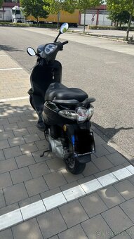Skůtr Piaggio Fly 125 - 2