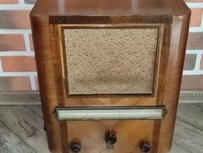 Starožitné zajímavé předválečné rádio Telefunken T345 WL - 2