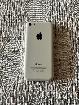 iPhone 5c bílý - 2