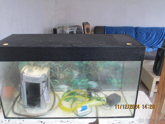 akvarium 200l - 2