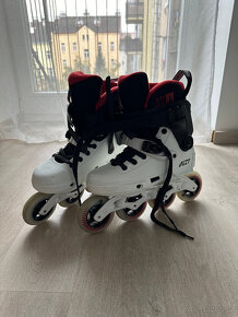 Powerslide Next 90 vel. 42-43 - 2
