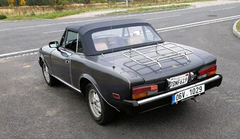 Fiat 124 Spider 2000 - 2