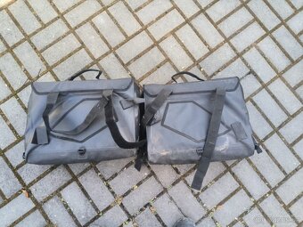 Voděodolné boční brašny na motoru SHAD SW42 - 2x 25l - 2