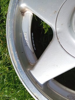 AZEV 4x100 R15 - 2