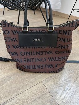 Krásná kabelka Valentino - 2