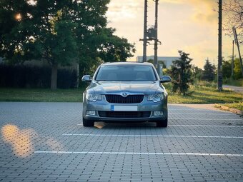Škoda Superb 2 2.0 TDI DSG 125kw Exclusive - 2