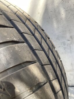 Prodej kol s letním pneu 215/60 r16 - 2
