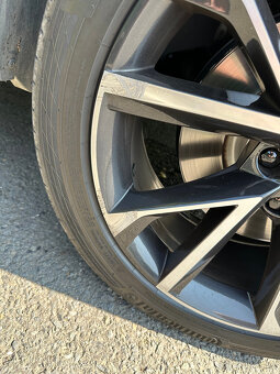 Originál alu kolo Škoda -VEGA R20, 8J, 5x112, ET41, 1černé - 2