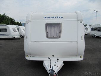 Prodám karavan Hobby 560 kmfe,,r.v.2009 + mover + markýza. - 2