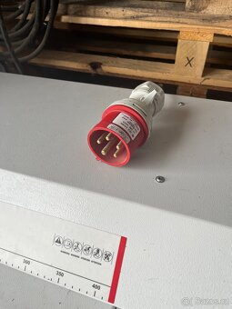 Skartovací stroj na výrobu výplňových materiálů - 2