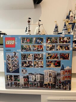Nové LEGO 10255 Shromáždění na náměstí. - 2