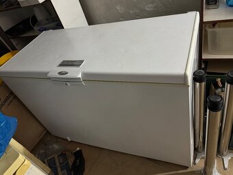 Truhlicový mrazák 400L - 2