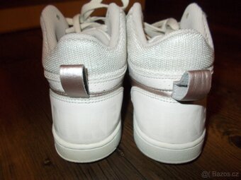 KOTNÍKOVE BOTASKY NIKE V.36.5/37 TOP - 2