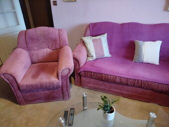 Gauč a křeslo za odvoz - 2