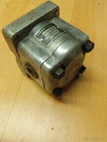 Hydr.čerp...c14xtm SHÁNÍM starý kus - 2