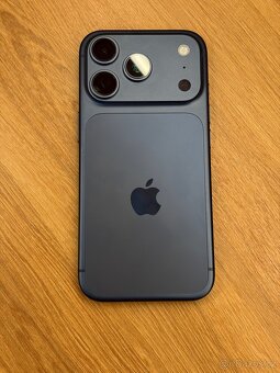 Apple iPhone 17 Pro 256GB - 2