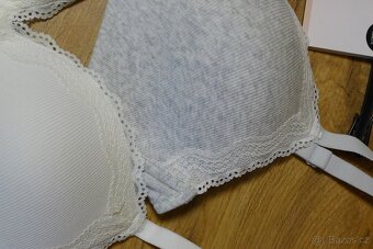 Podprsenky vel.85B-NOVÉ - 2