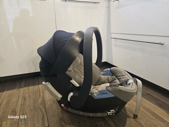 Cybex Aton 5 + základna - 2