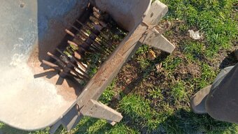 Mačkadlo na brambory - 2