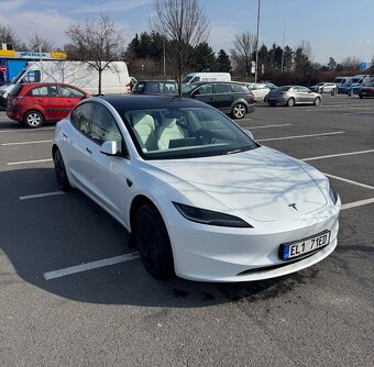 Tesla Model 3 HIGHLAND SR - 2