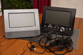 TECHNIKA DVD do auta nebo třeba do nemocnice - 2