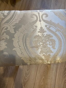 Kosmetický stolek - 2