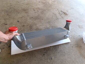 e46 330d velkej intercooler plug and play - 2