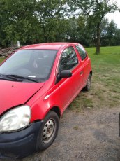 Toyota Yaris 1,0,r.2005 - 2