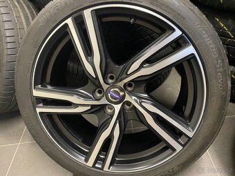ORIGINAL ALU KOLA VOLVO V60 "IXION IV" R-DESIGN 235/40/19 - 2