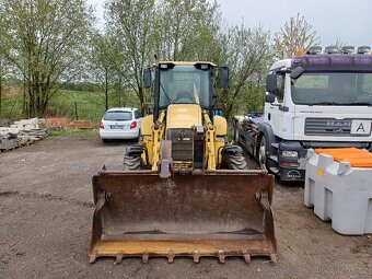 KOMATSU WB 93 R-2 traktorbagr 4x4 - 2