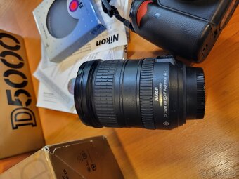 Digitální fotoaparát Nikon D5000 + objektiv - 2