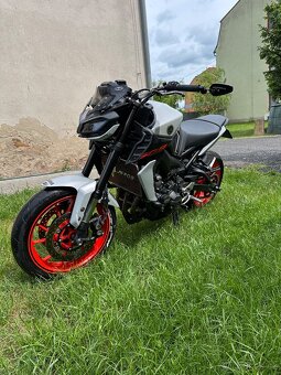 Yamaha Mt 09,2019,30tis.km najeto,quicksh.nahoru řazení - 2