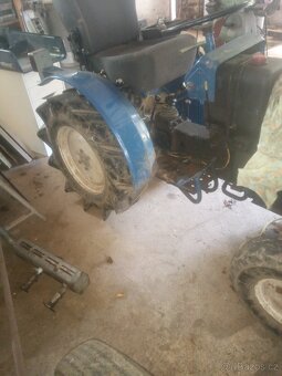 Mitsubishi D 1300 - 2