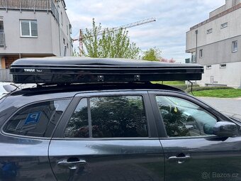 Stan na auto Thule - 2