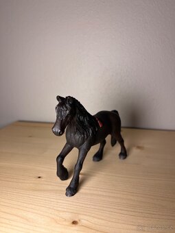 Schleich 13749 Fríská Klisna - 2