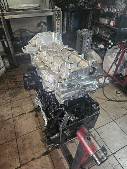 motor Transit Custom 2,0 YLF6 YNF6 - 2